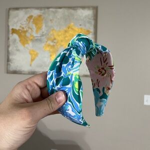 Multi Hot on The Vine Top Knot